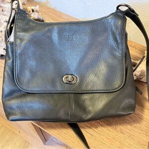 MARGOT CARRIE
CROSSBODY Black Leather